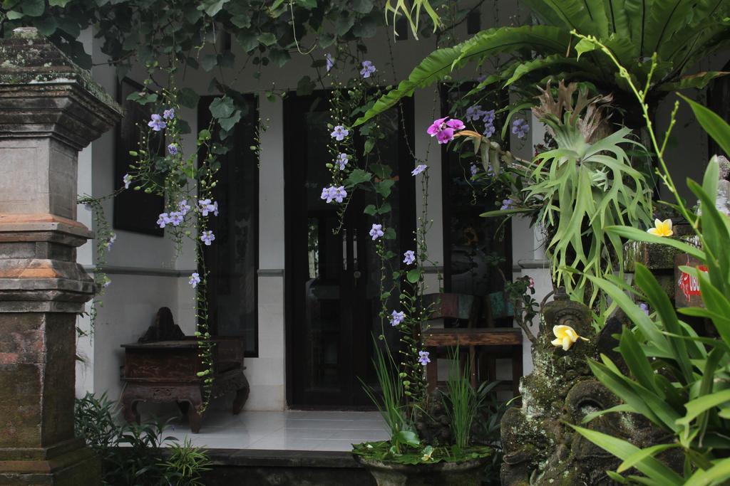 Ubud Rooms B&B Exterior photo